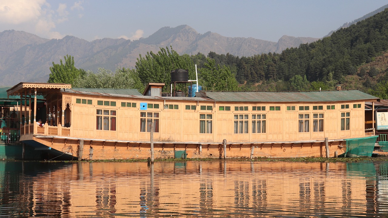 Srinagar to Kashmir package